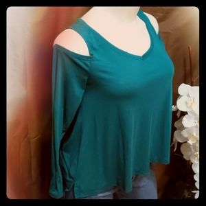 Shirt with cutout shoulders